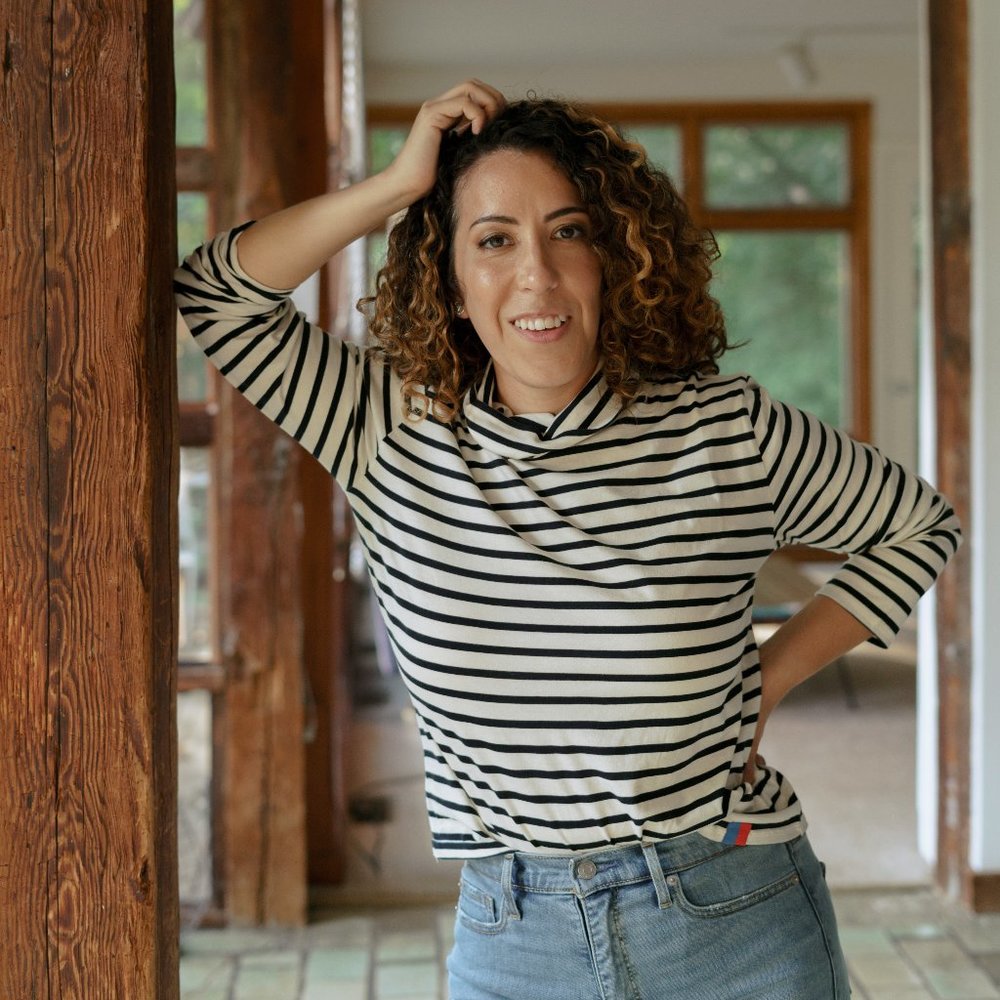 Meet your Posher, Adriana